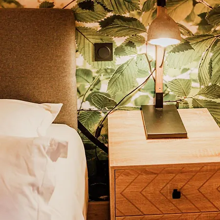 Familial Avec Jacuzzi Privatif, Acces Piscine Et Nombreuses Activites Au Bord Du Golf - Fr-1-582-367 * Le Chambon-sur-Lignon