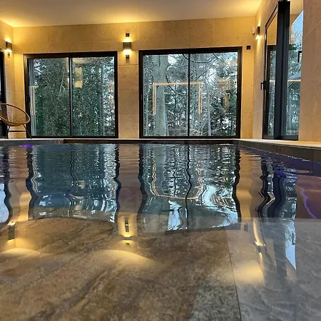 Familial Avec Jacuzzi Privatif, Acces Piscine Et Nombreuses Activites Au Bord Du Golf - Fr-1-582-367 Le Chambon-sur-Lignon