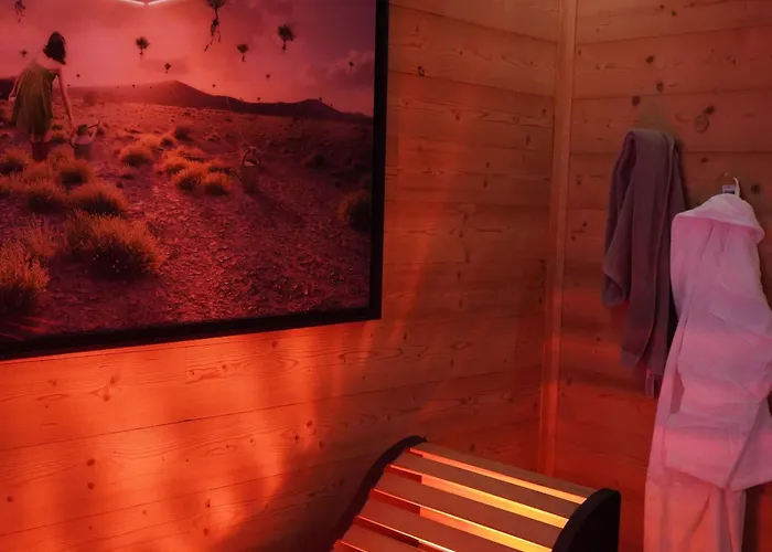 Hébergement de vacances Familial Avec Jacuzzi Privatif, Accès Piscine Et Nombreuses Activités Au Bord Du Golf - Fr-1-582-367 *