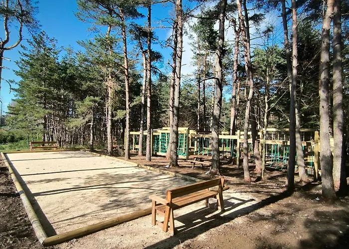 Hébergement de vacances Familial Avec Jacuzzi Privatif, Accès Piscine Et Nombreuses Activités Au Bord Du Golf - Fr-1-582-367 *